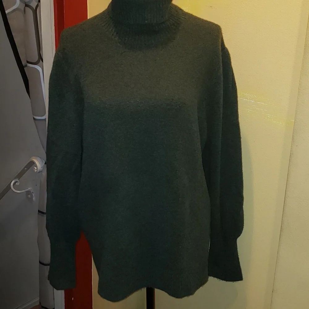 J.CREW green women's sweater....size XXL..excellent condition - Picture 10 of 11